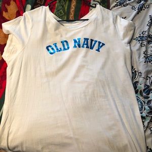 Old navy shirt
